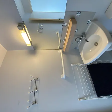 Lumineux A 100m Des Thermes Avec Balcon Et Wi-fi Apartment *