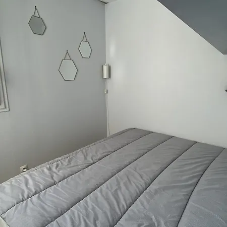 Apartment Lumineux A 100m Des Thermes Avec Balcon Et Wi-fi