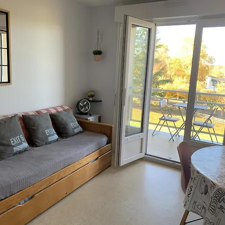 Lumineux à 100m Des Thermes Avec Balcon Et Wi-fi - Fr-1-541-143 *